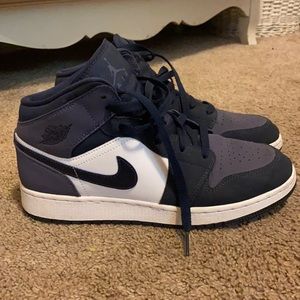Jordan 1 - sanded purple and obsidian